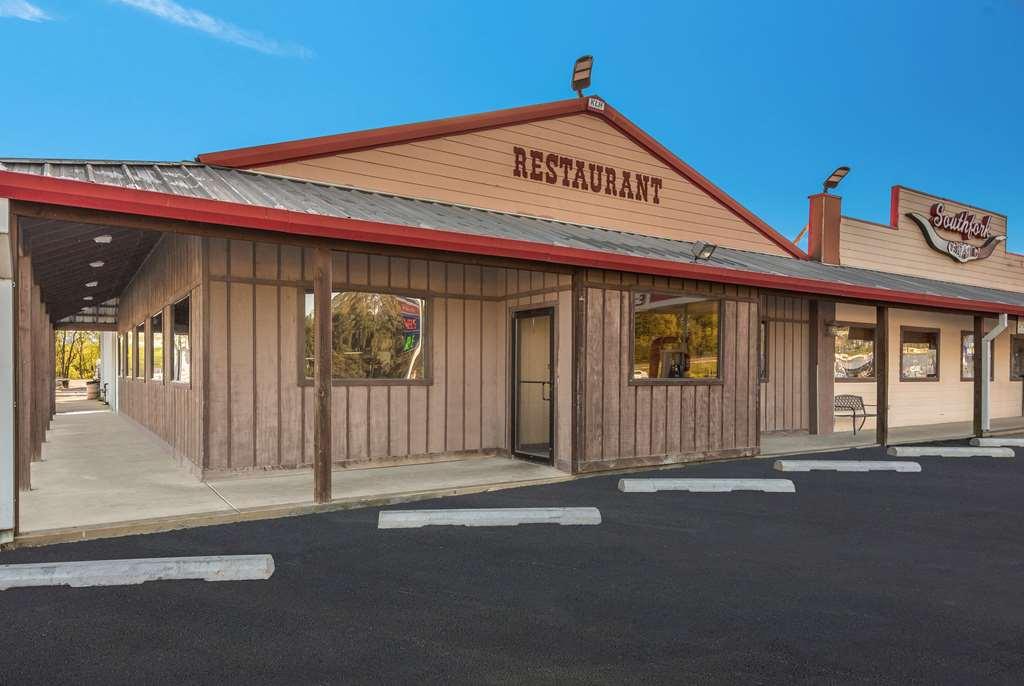 Rodeway Inn Gurdon Restaurante foto